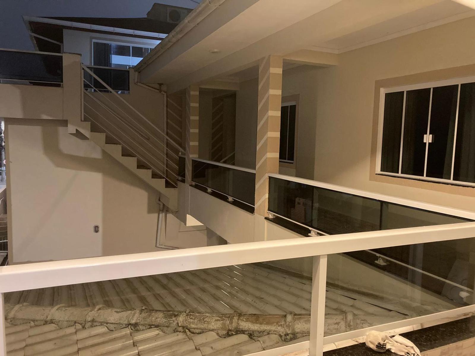 Cobertura E Terreo Ingleses Apartamento *